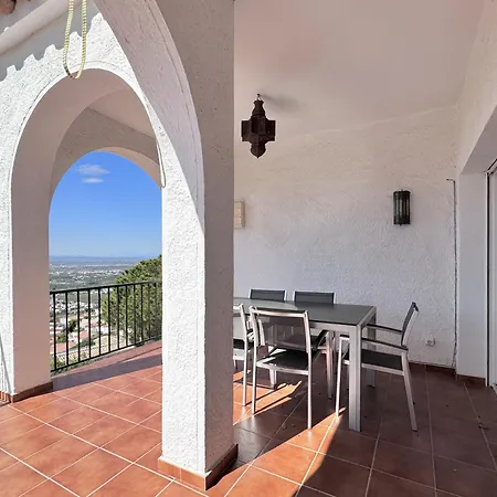 Cadis 21 بيت للعطل